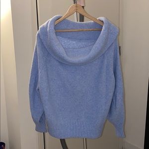 Oversized Shoulder Sweatshirt